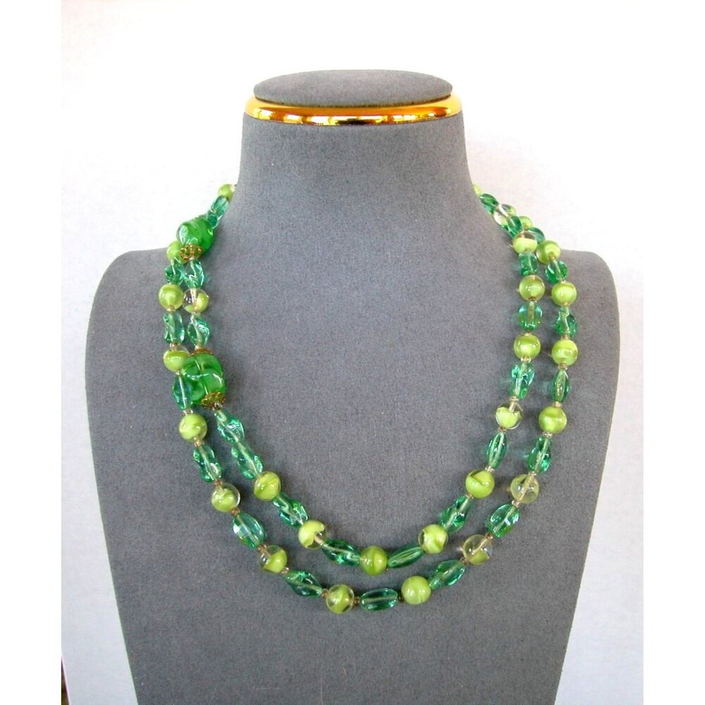 Vintage Green Glass Bead Necklace With Gold-Tone Clasp 34"